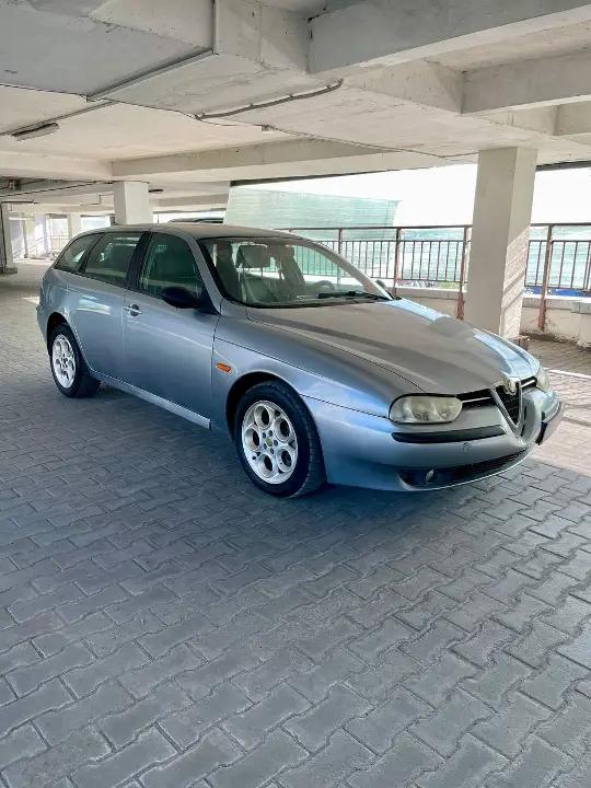 Alfa Romeo 156