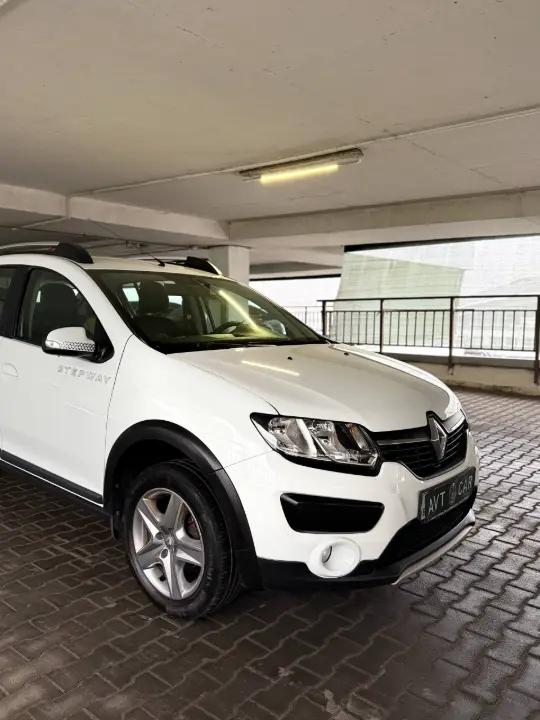 RENAULT SANDERO STEPWAY