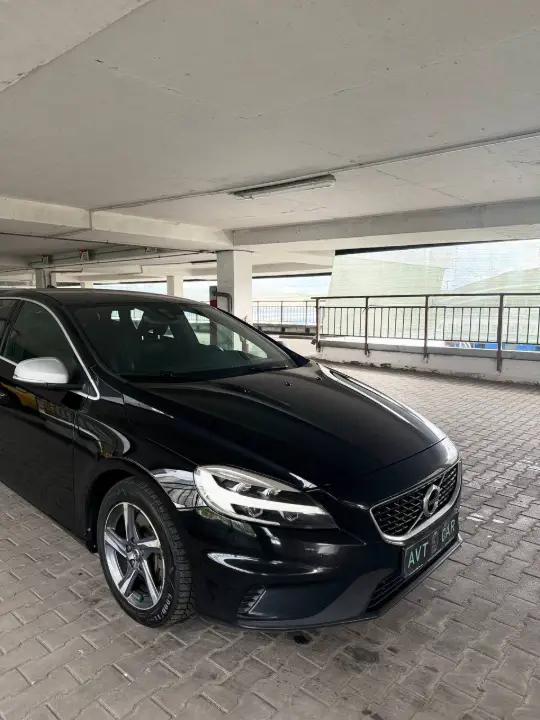 Volvo V 40