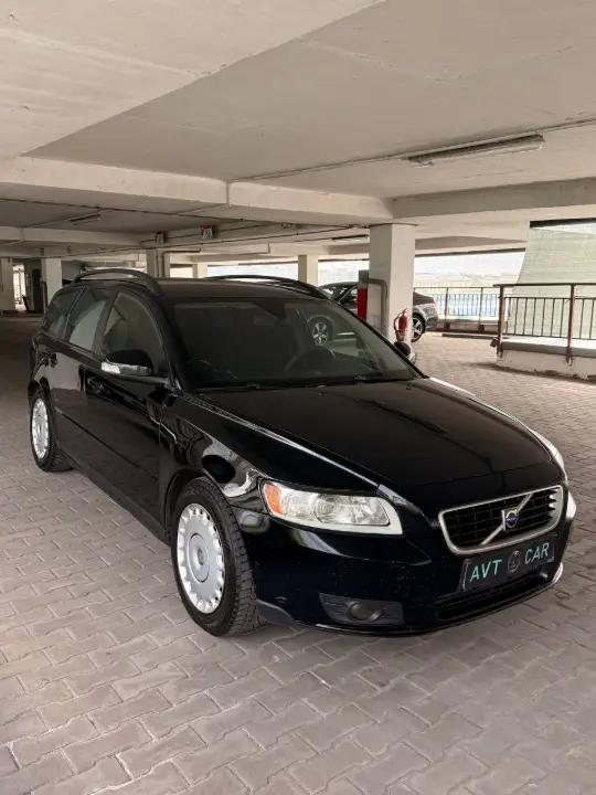 Volvo V 50