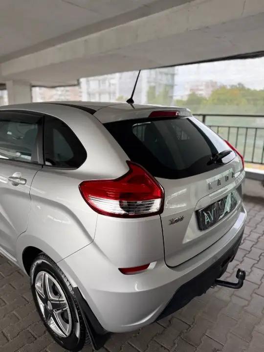 LADA XRAY