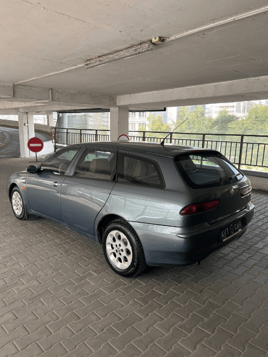 Alfa Romeo 156