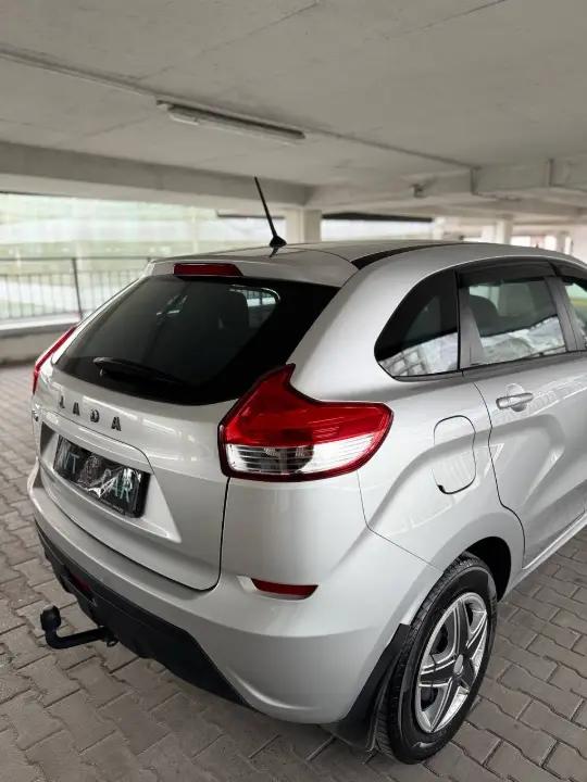 LADA XRAY