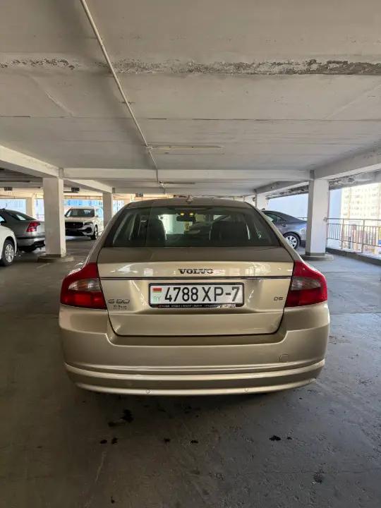 volvo s80