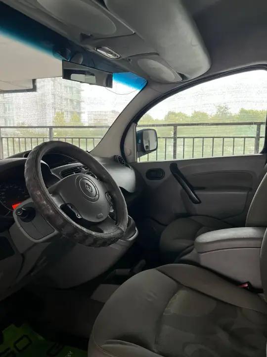 RENAULT KANGO