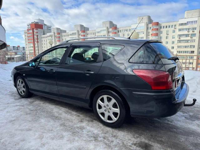 PEUGEOT 407