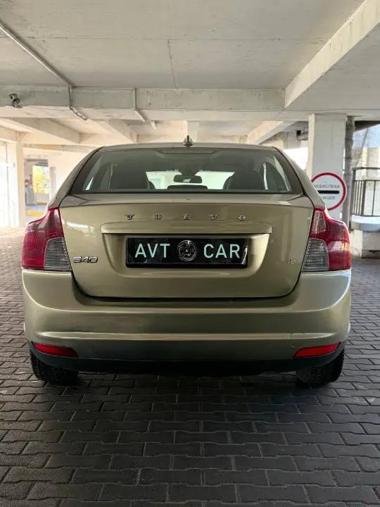 VOLVO S40