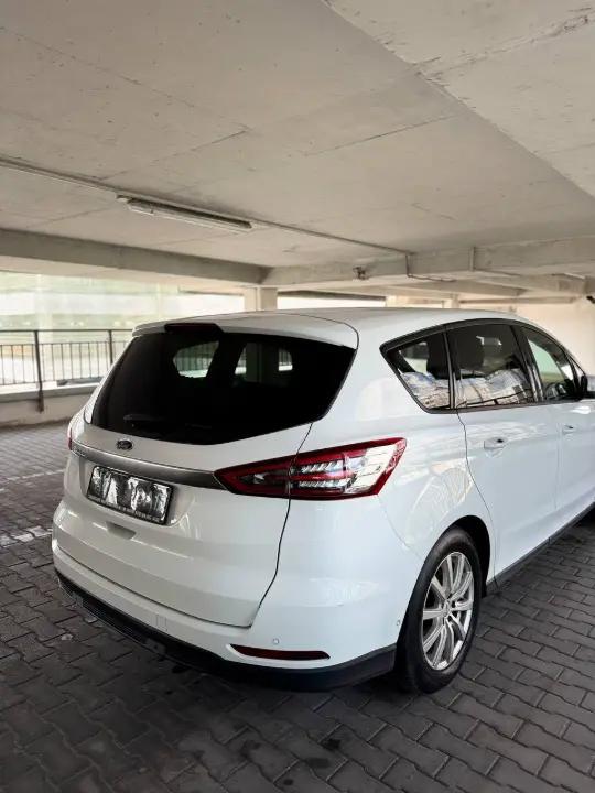 FORD S MAX
