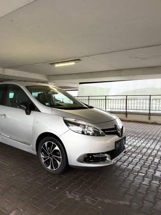 RENAULT MEGANE SCENIC