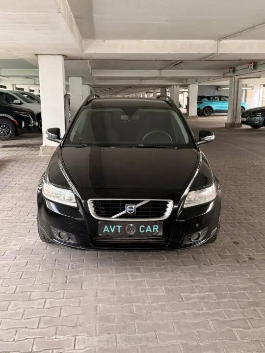 Volvo V 50