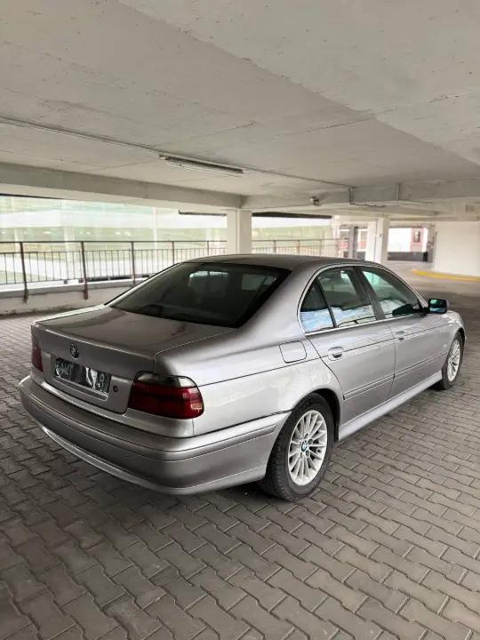 BMW 525 D