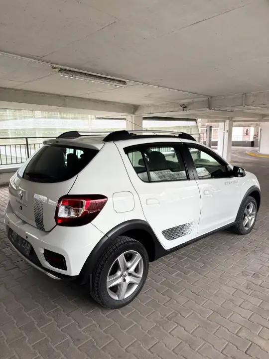 RENAULT SANDERO Stepway