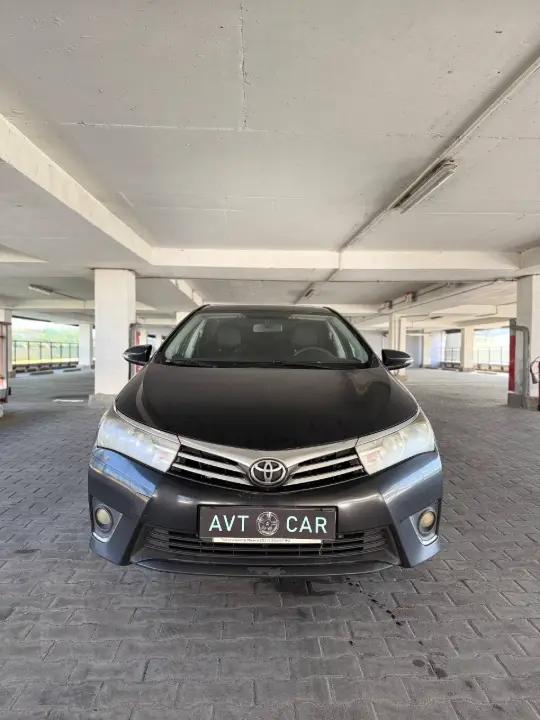 TOYOTA COROLLA