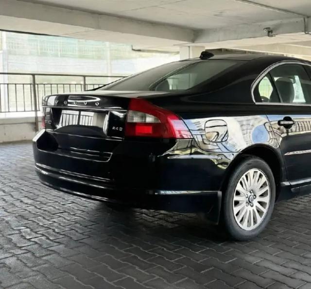 VOLVO S80