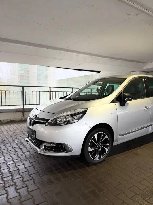 RENAULT MEGANE SCENIC