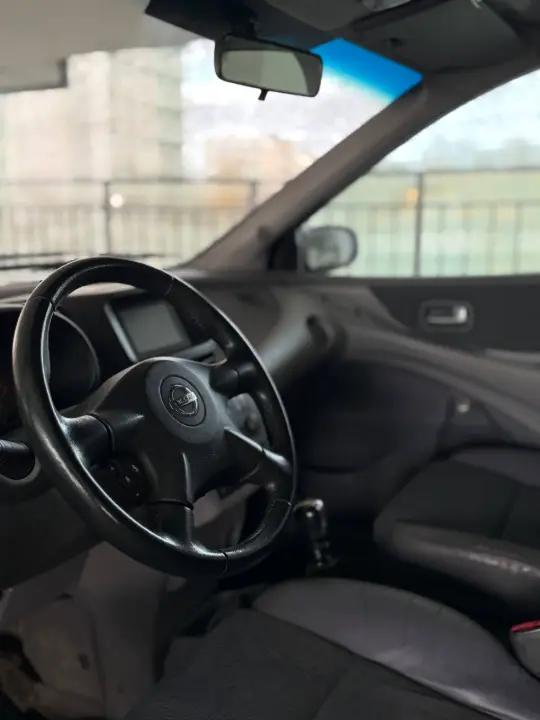 Nissan ALMERA TINO