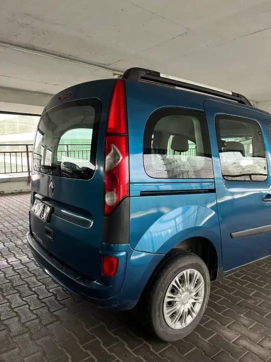 RENAULT KANGO