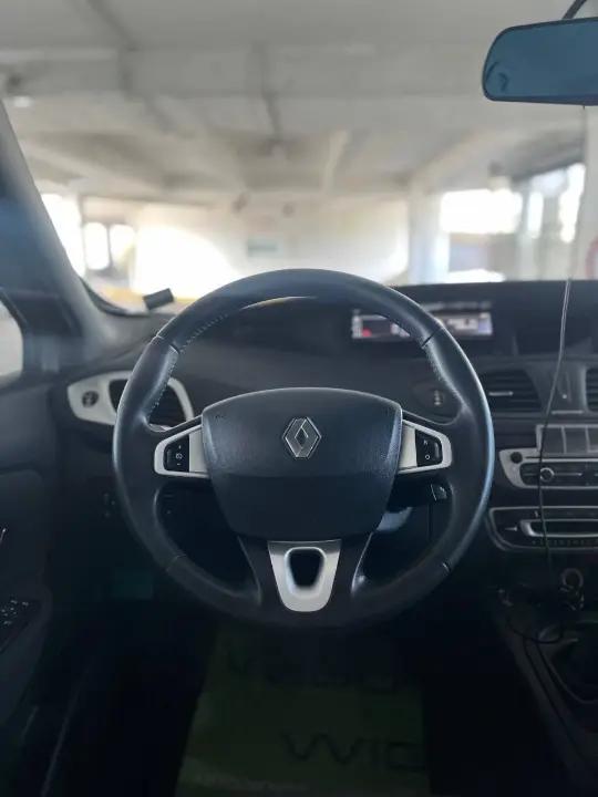 RENAULT SCENIC