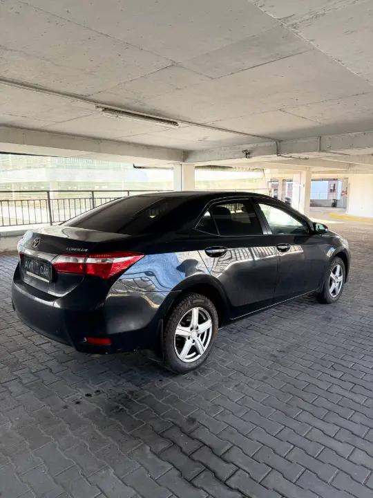 TOYOTA COROLLA