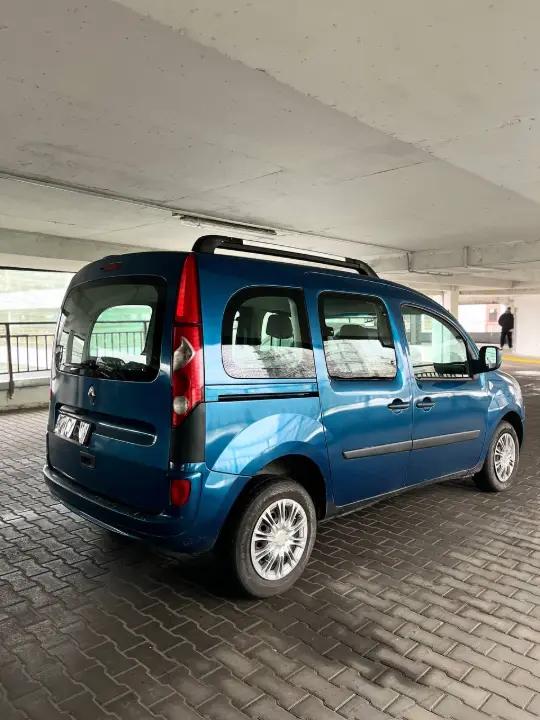 RENAULT KANGO