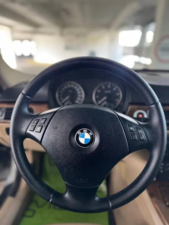 BMW 330 I
