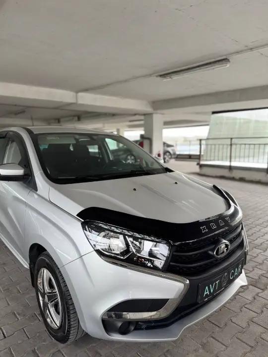LADA XRAY