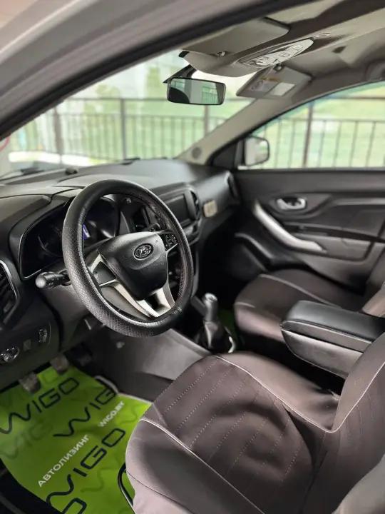 LADA XRAY