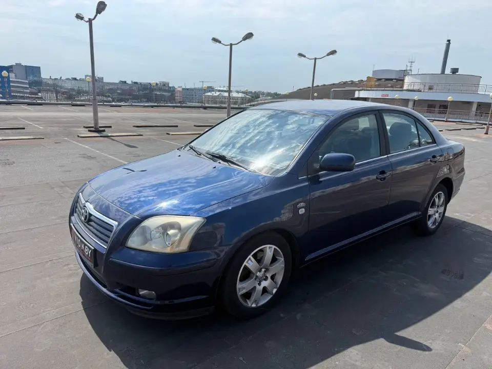 TOYOTA AVENSIS