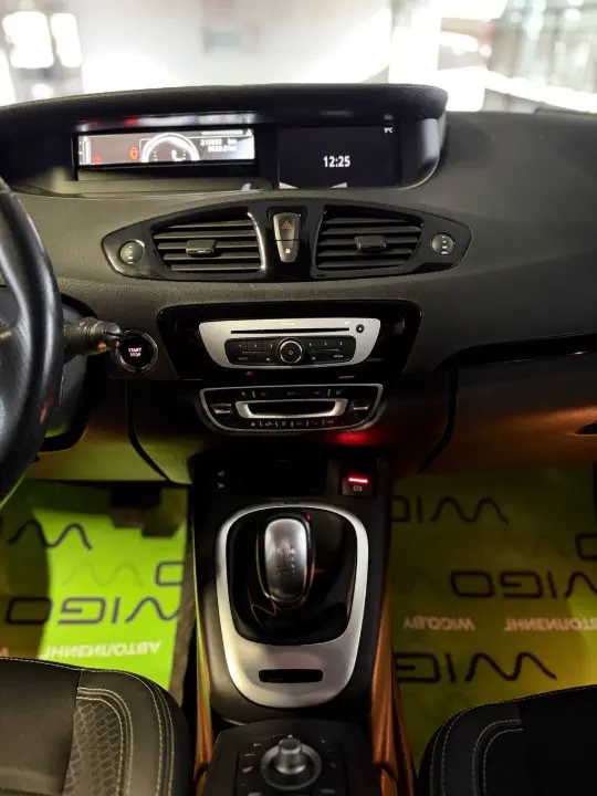 Renault Scenic, фотография 12