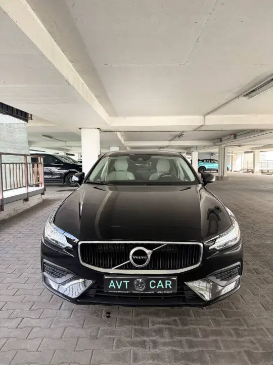 Volvo S60, фотография 1