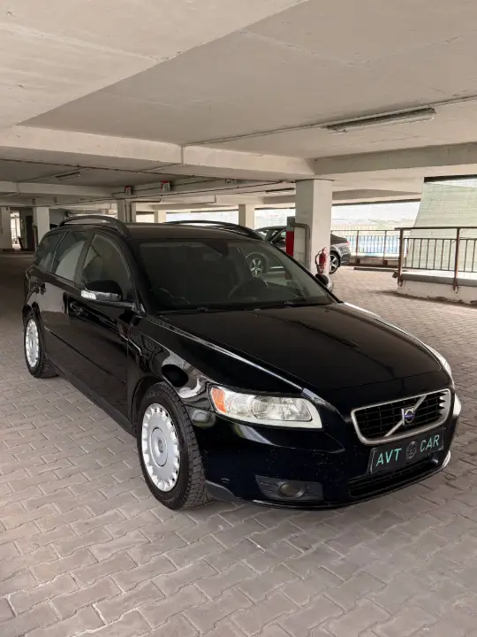 Volvo V50, фотография 10