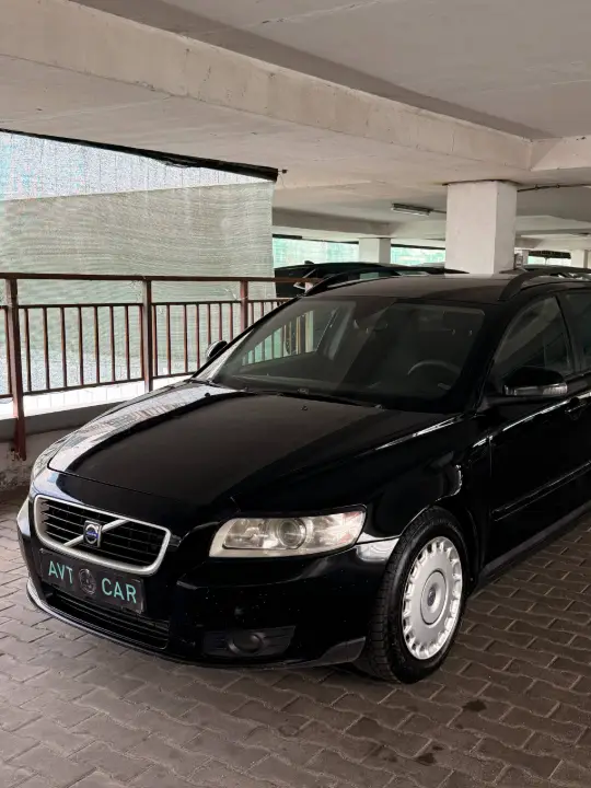 Volvo V50, фотография 3