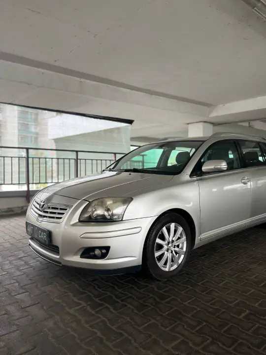 Toyota Avensis, фотография 2