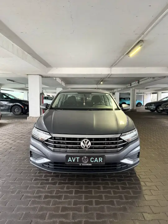 Volkswagen Jetta, фотография 1