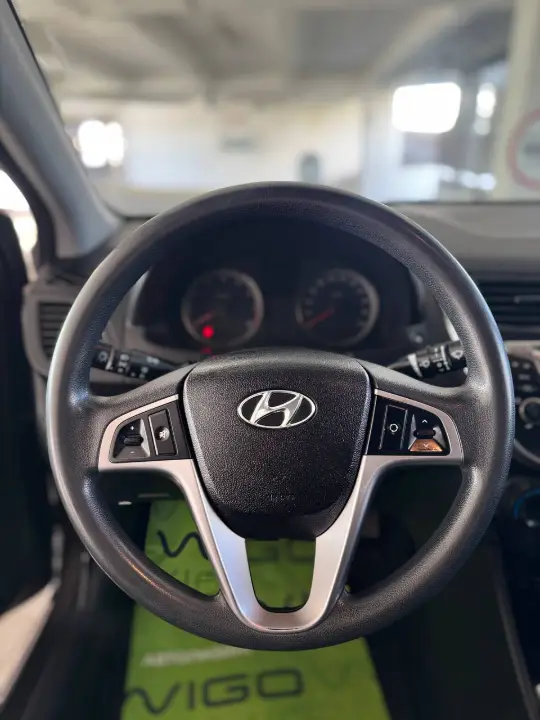 Hyundai Accent, фотография 13