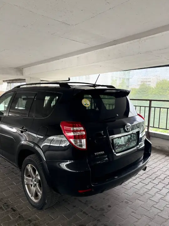 Toyota RAV4, фотография 5