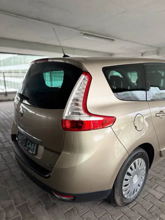Renault Scenic, фотография 7