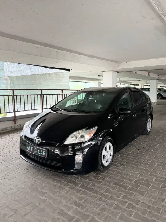 Toyota Prius, фотография 2