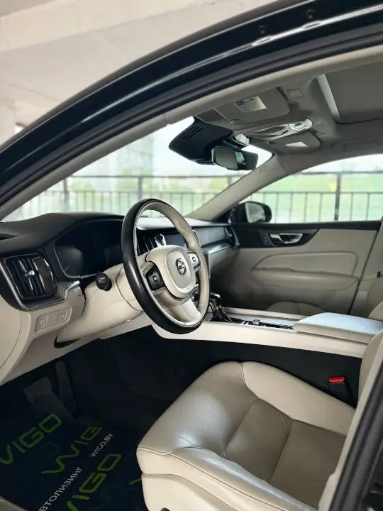 Volvo S60, фотография 11
