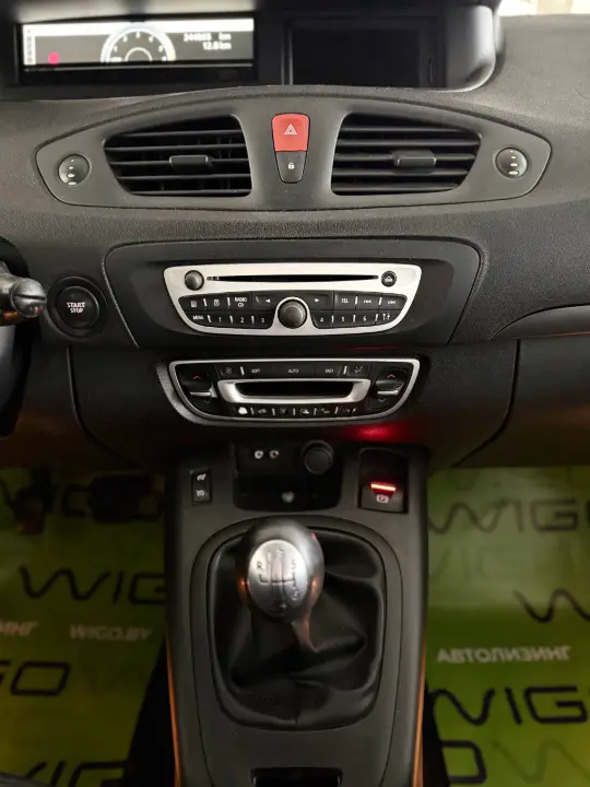 Renault Scenic, фотография 13