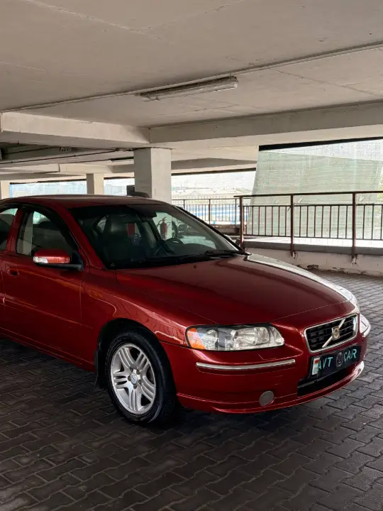 Volvo S60, фотография 9