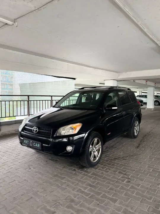 Toyota RAV4, фотография 2