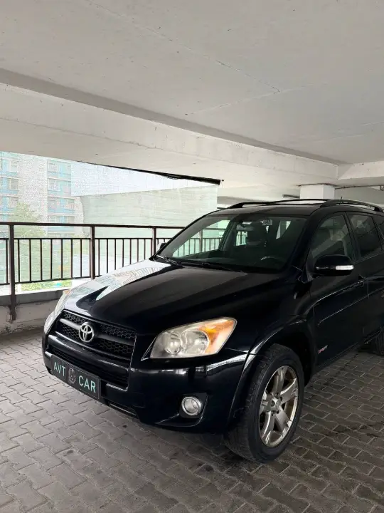 Toyota RAV4, фотография 3
