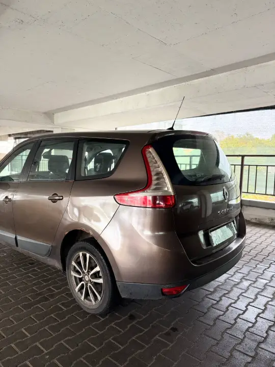 Renault Scenic, фотография 5