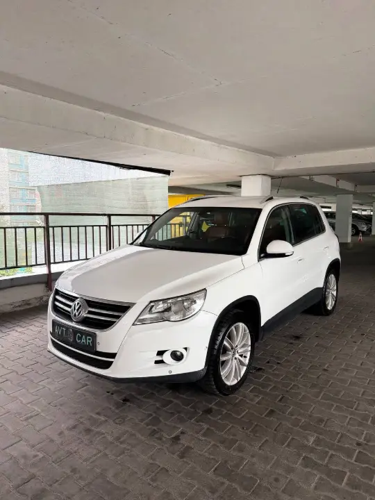 Volkswagen Tiguan, фотография 2