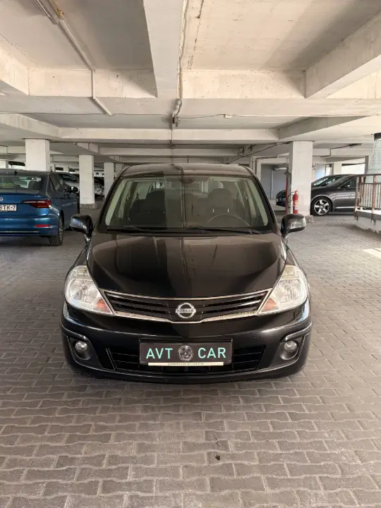 Nissan Tiida, фотография 1