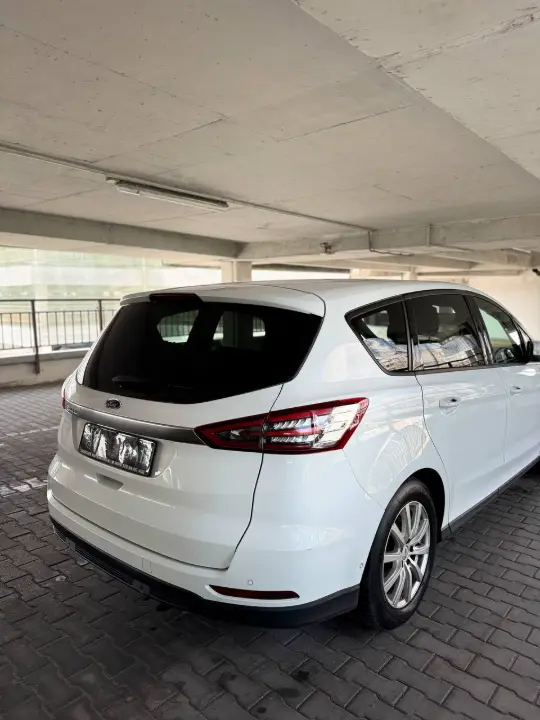 Ford S-MAX, фотография 8