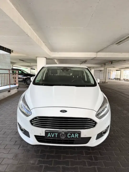 Ford S-MAX, фотография 1