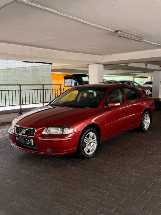 Volvo S60, фотография 2