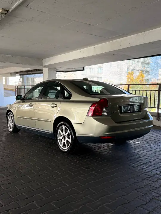 Volvo S40, фотография 4
